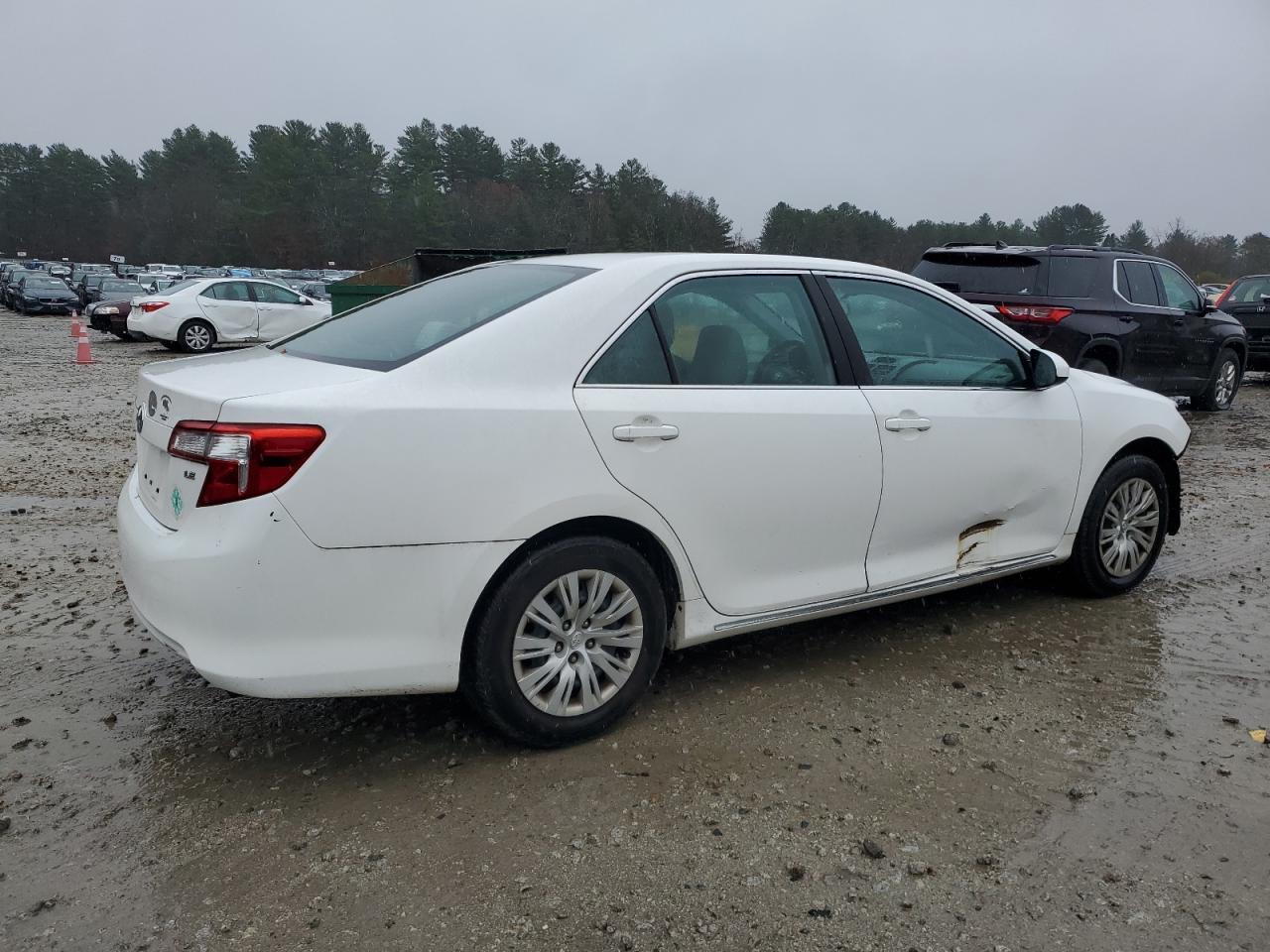 2014 TOYOTA CAMRY