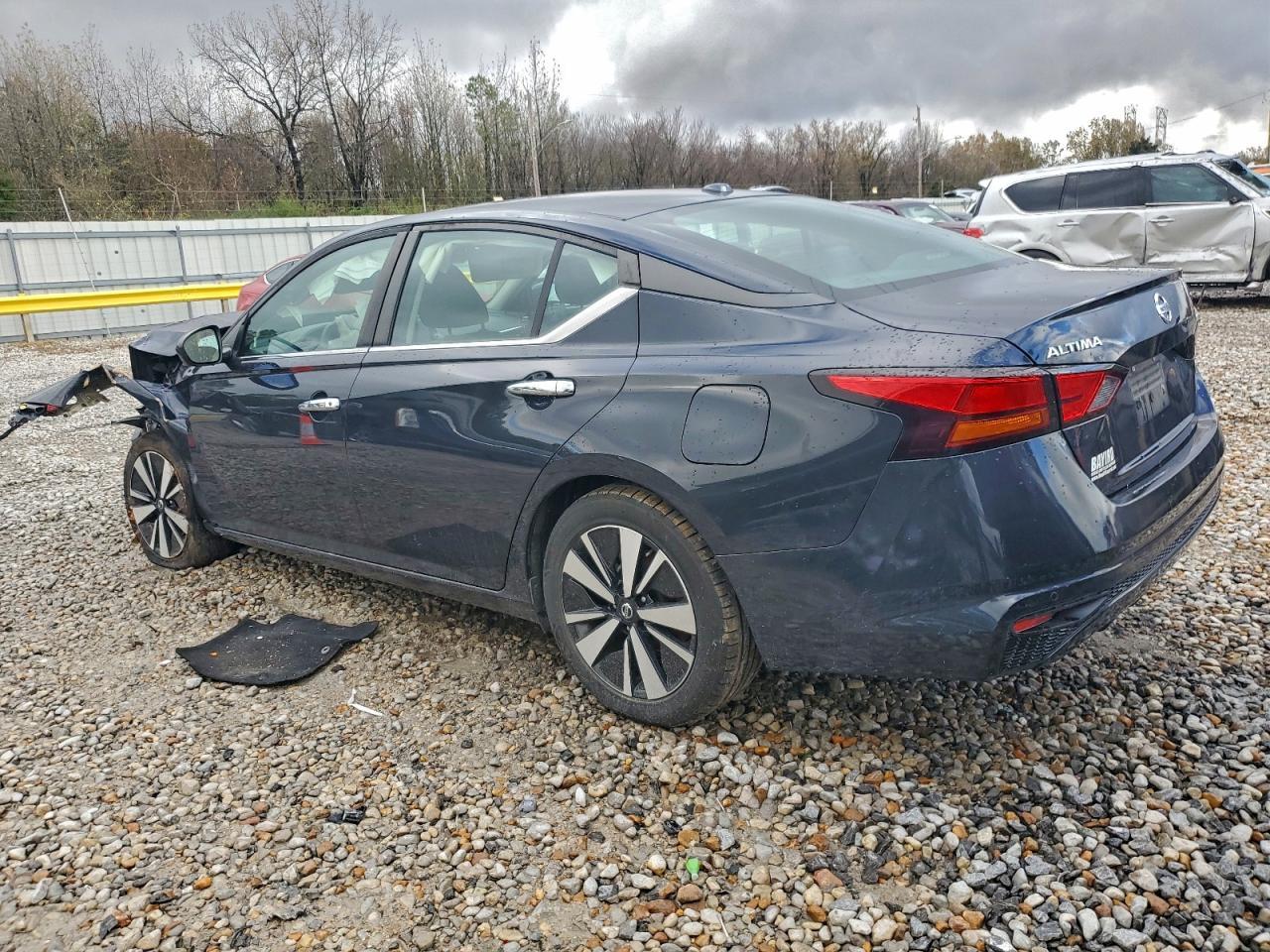 2021 NISSAN ALTIMA