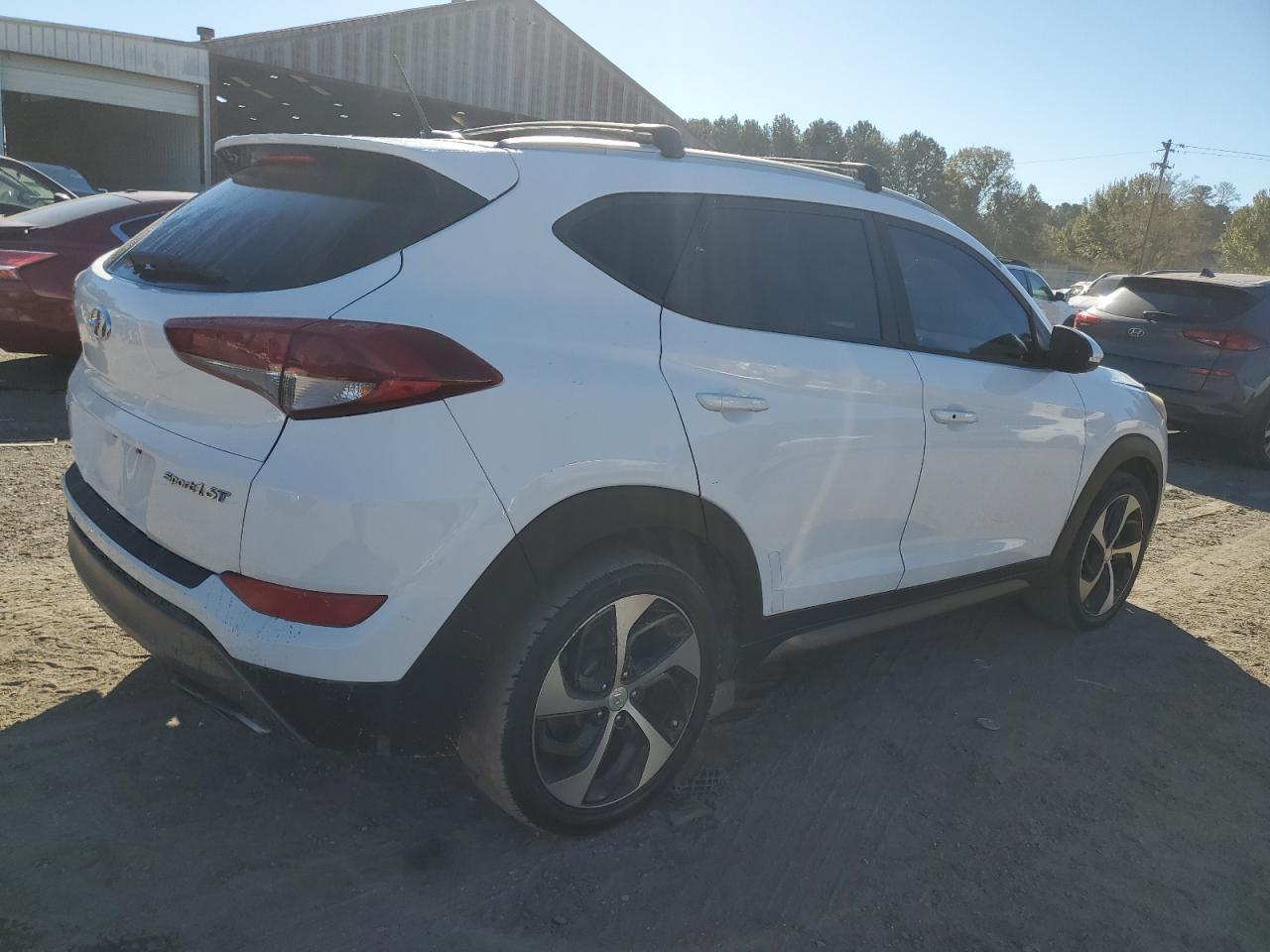 2016 HYUNDAI TUCSON