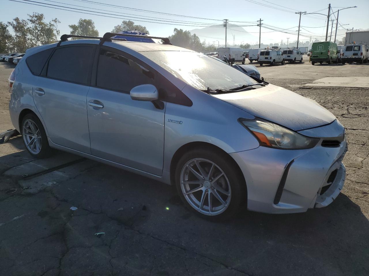 2016 TOYOTA PRIUS V