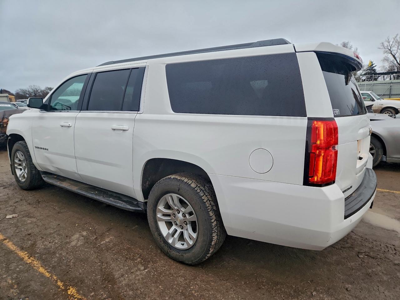 2018 CHEVROLET Suburban