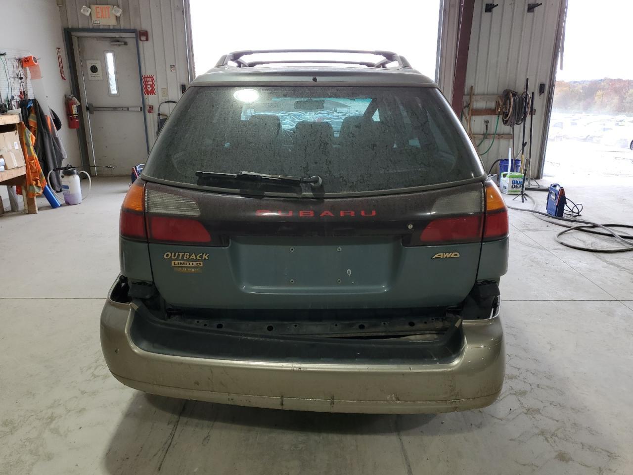 2001 SUBARU Legacy
