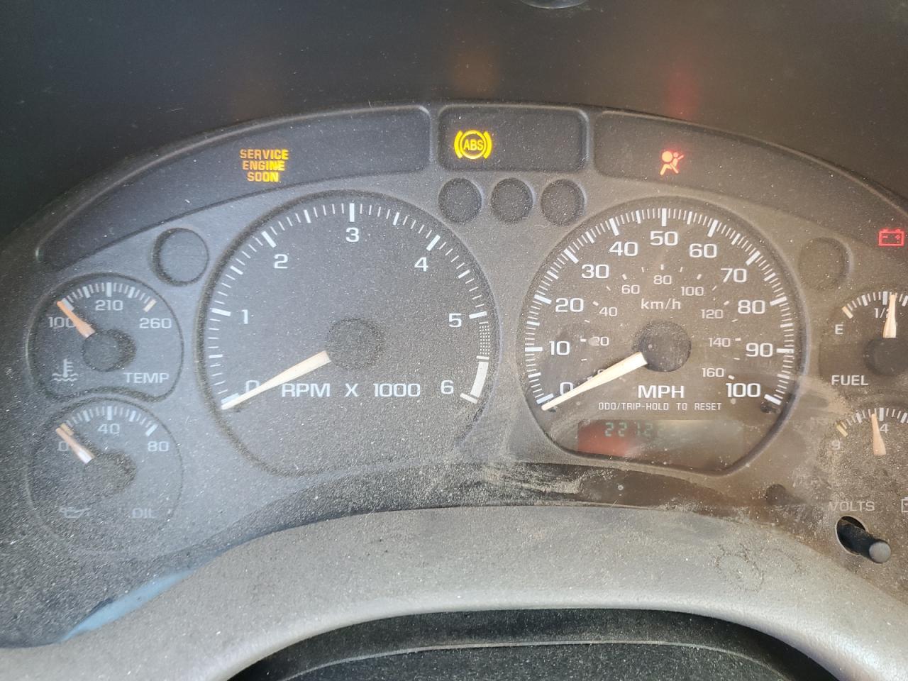 2004 CHEVROLET BLAZER