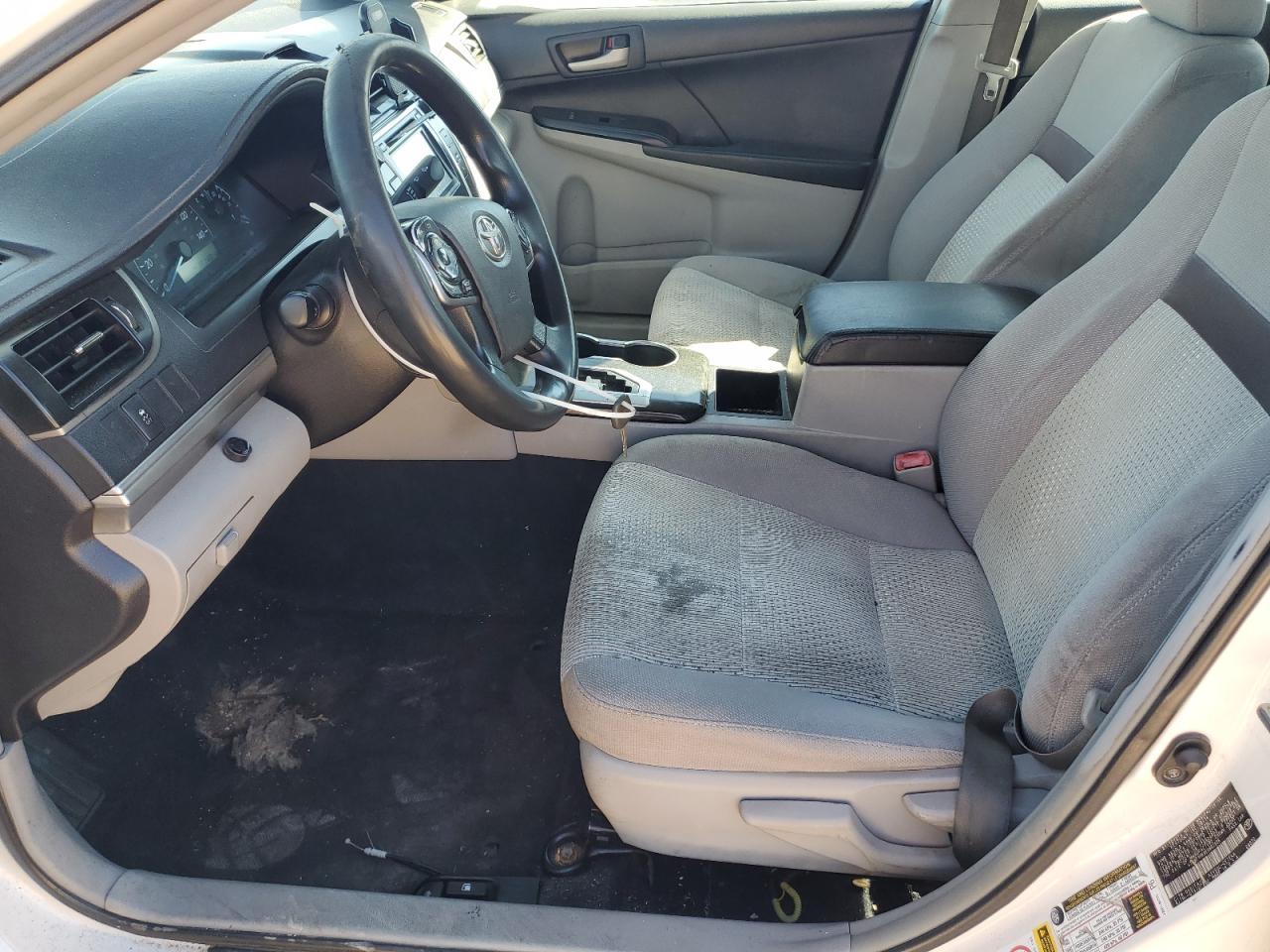 2014 TOYOTA CAMRY