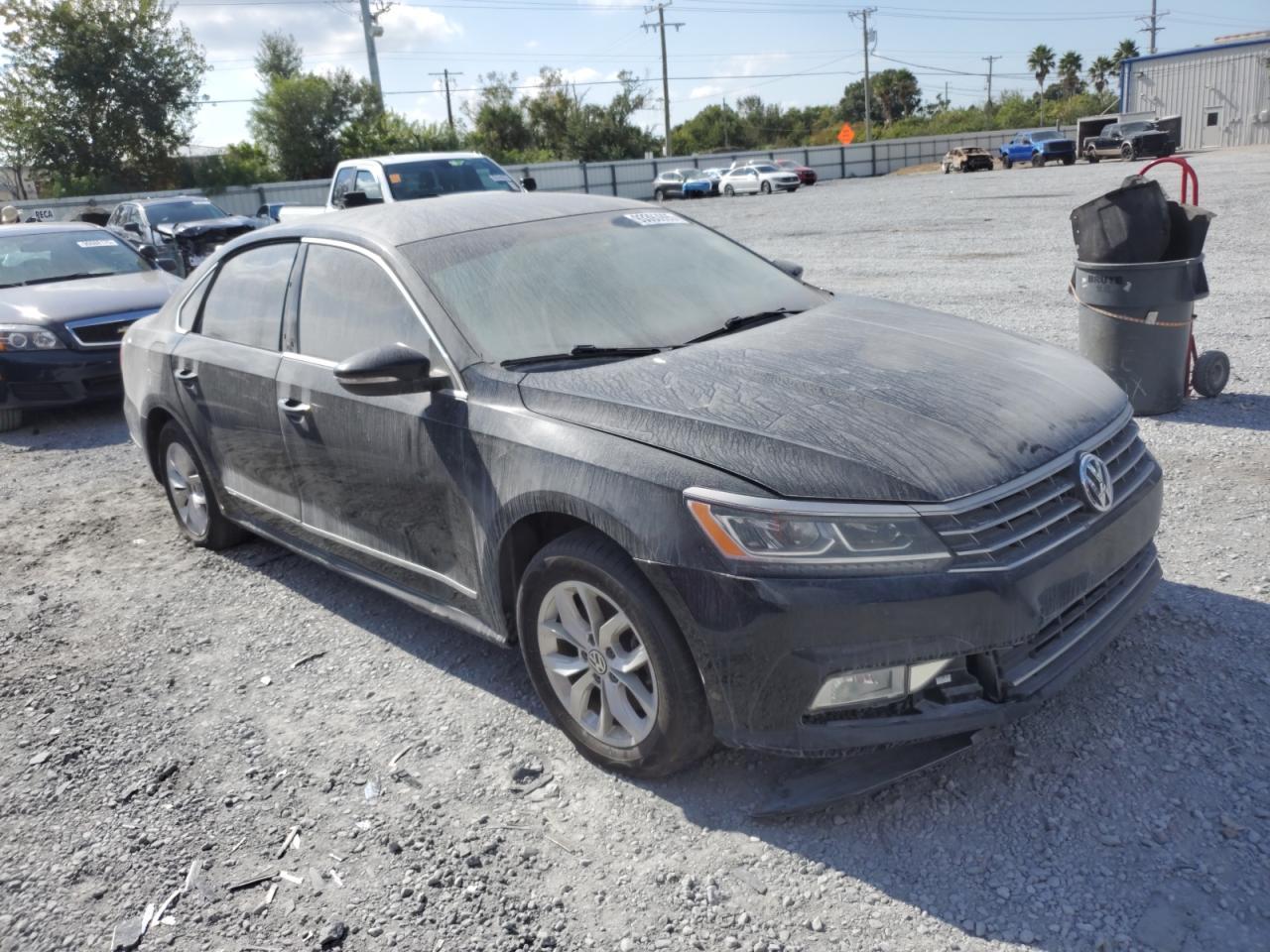 2016 VOLKSWAGEN Passat
