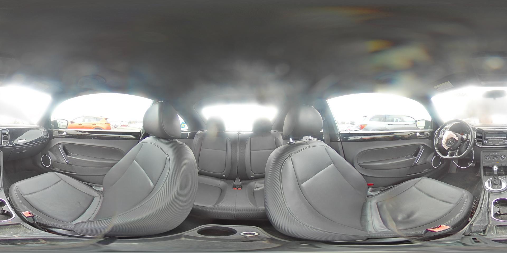 2012 VOLKSWAGEN Beetle