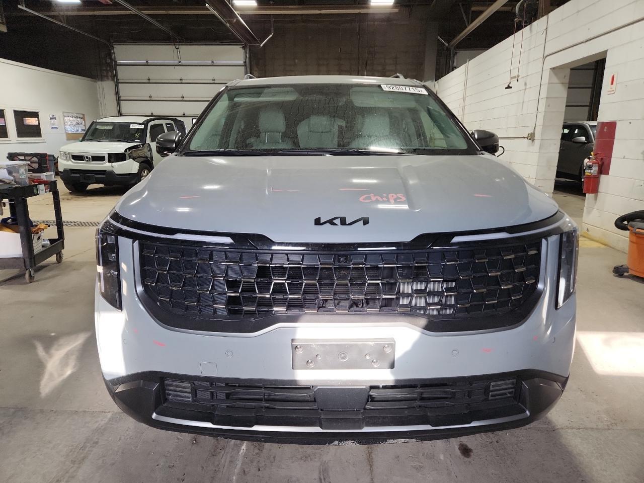 2025 KIA Carnival