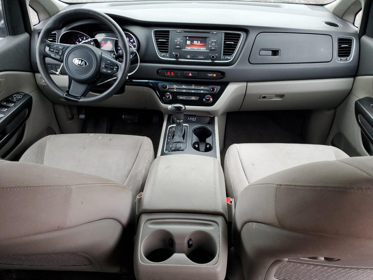 2015 KIA SEDONA