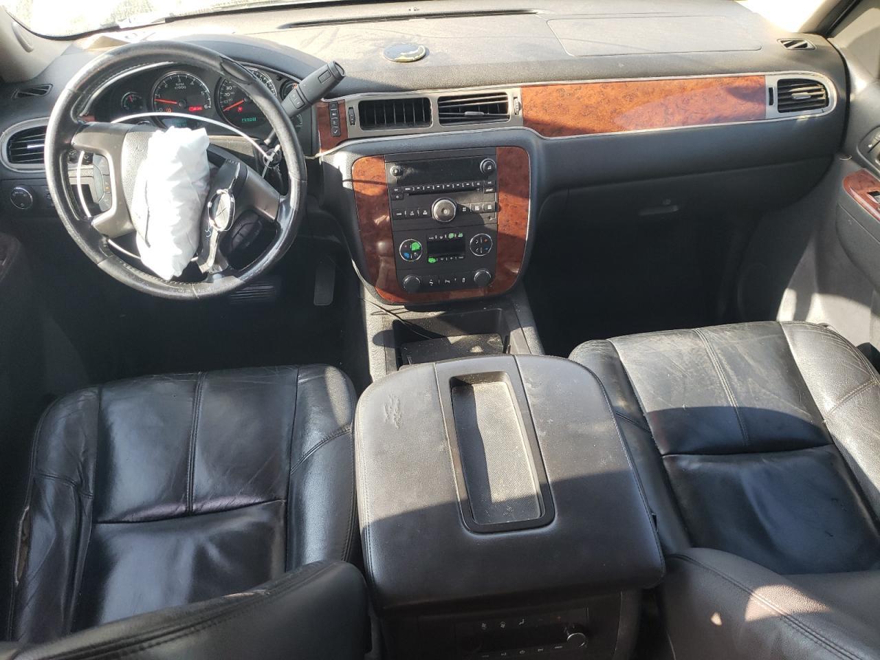 2012 CHEVROLET Suburban
