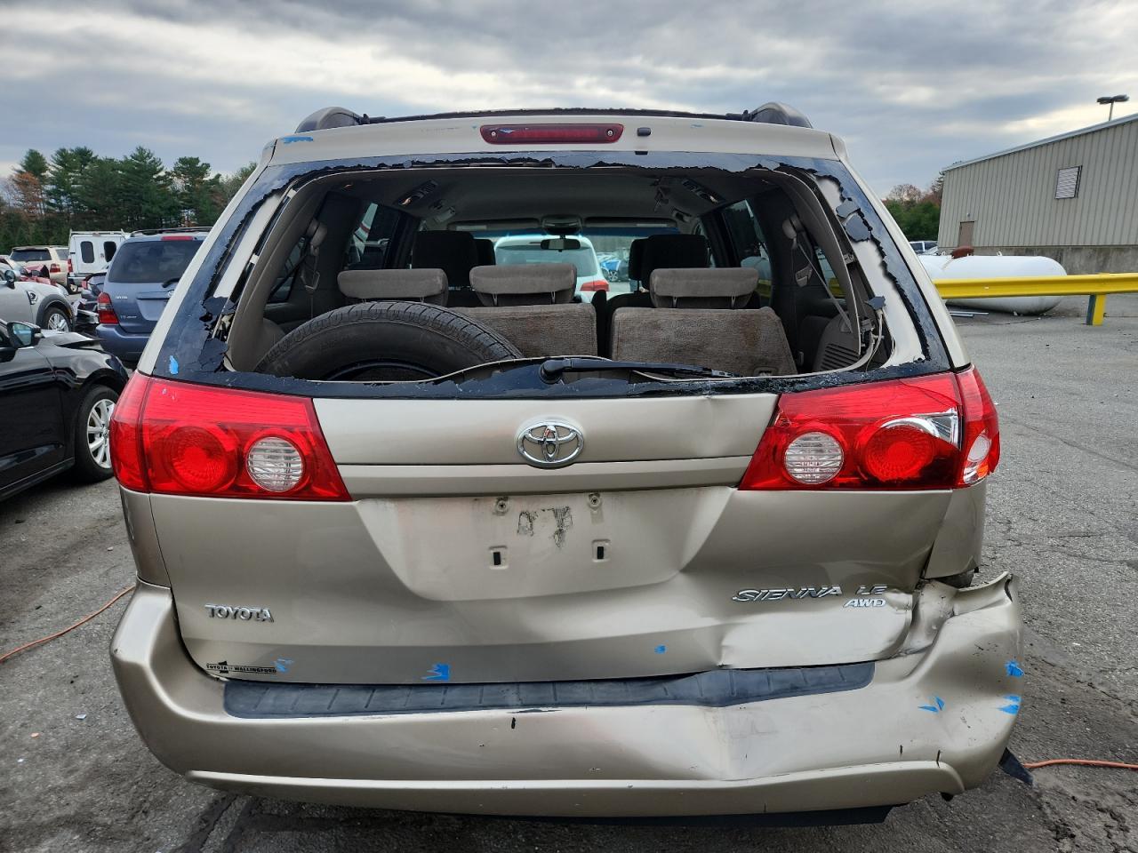 2008 TOYOTA SIENNA