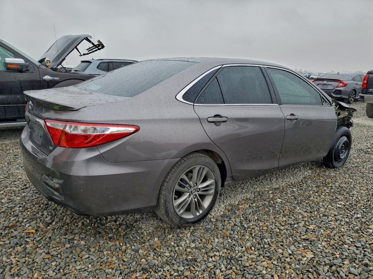 2015 TOYOTA CAMRY