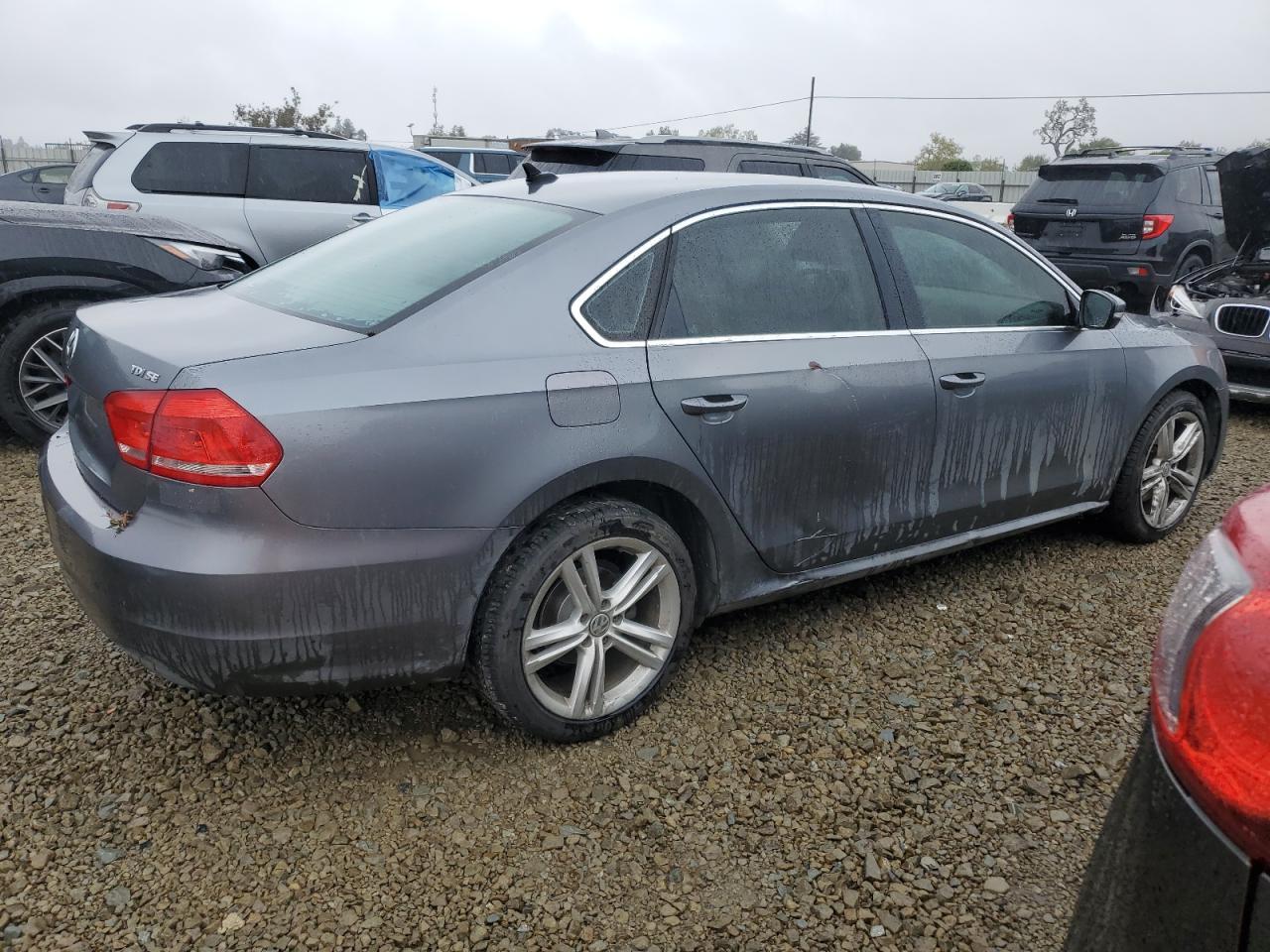 2014 VOLKSWAGEN Passat
