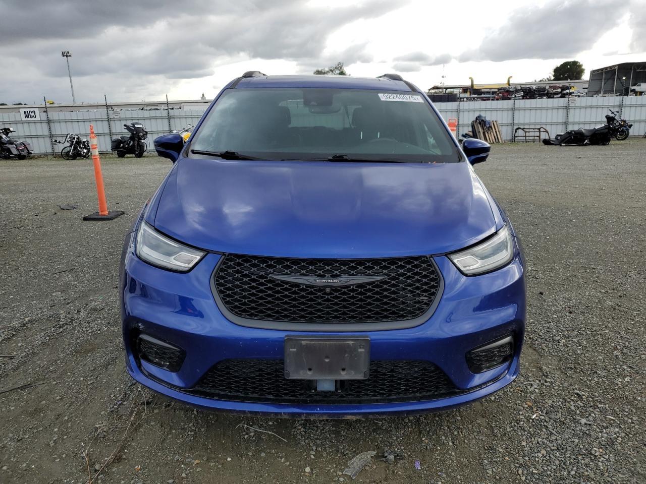 2021 CHRYSLER Pacifica