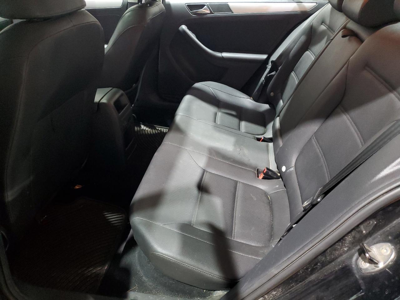 2012 VOLKSWAGEN JETTA