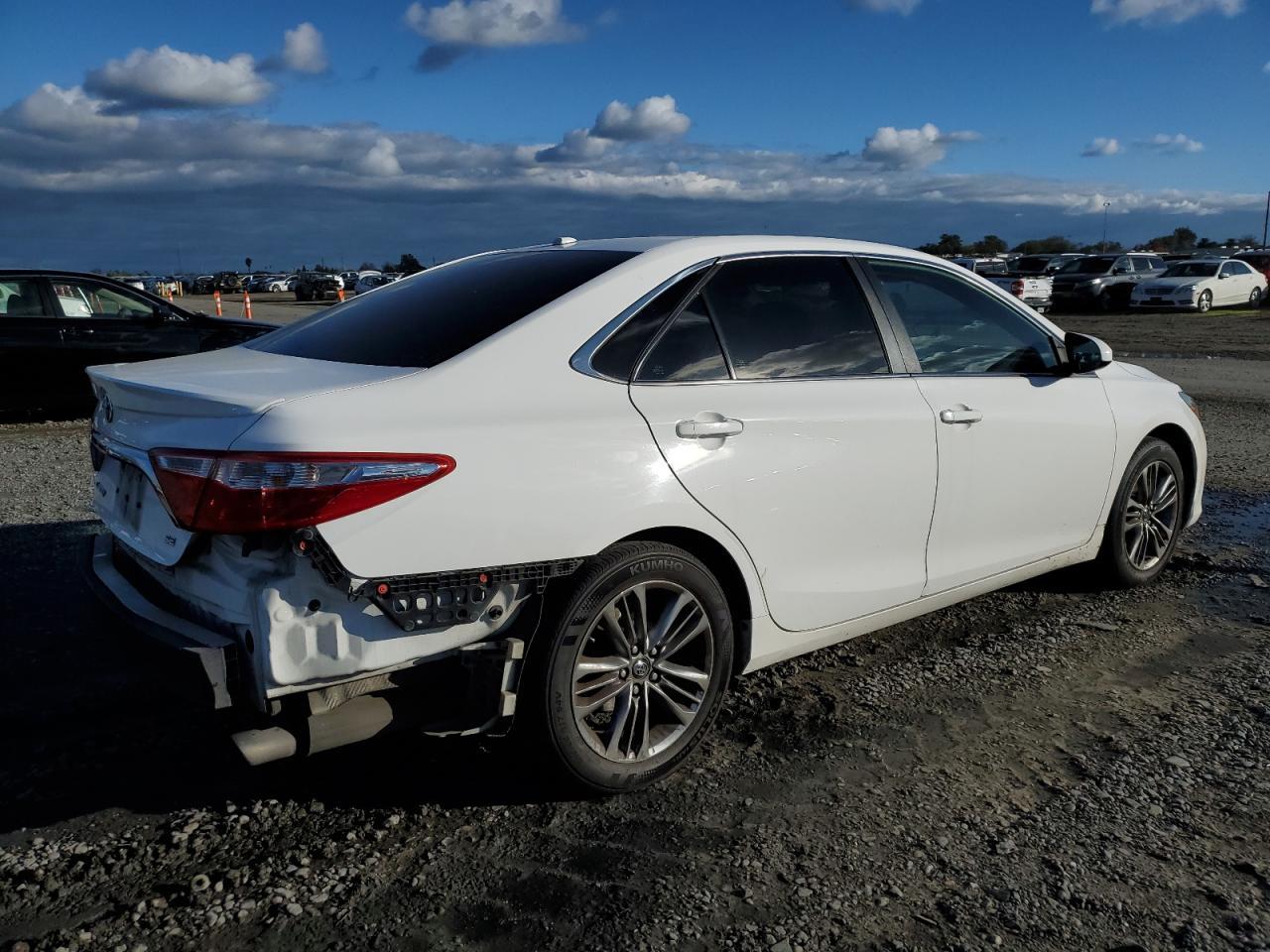 2017 TOYOTA CAMRY