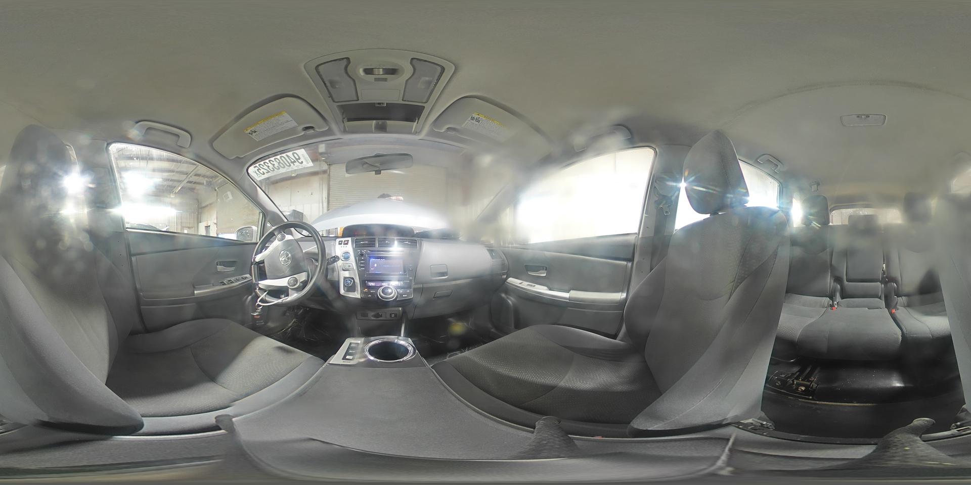 2014 TOYOTA PRIUS V