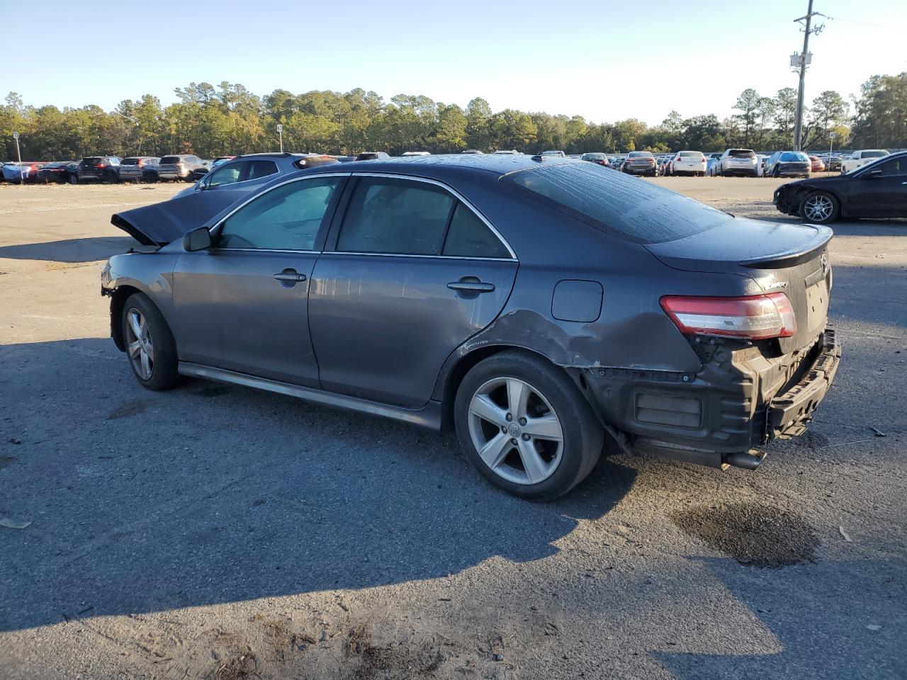 2011 TOYOTA CAMRY