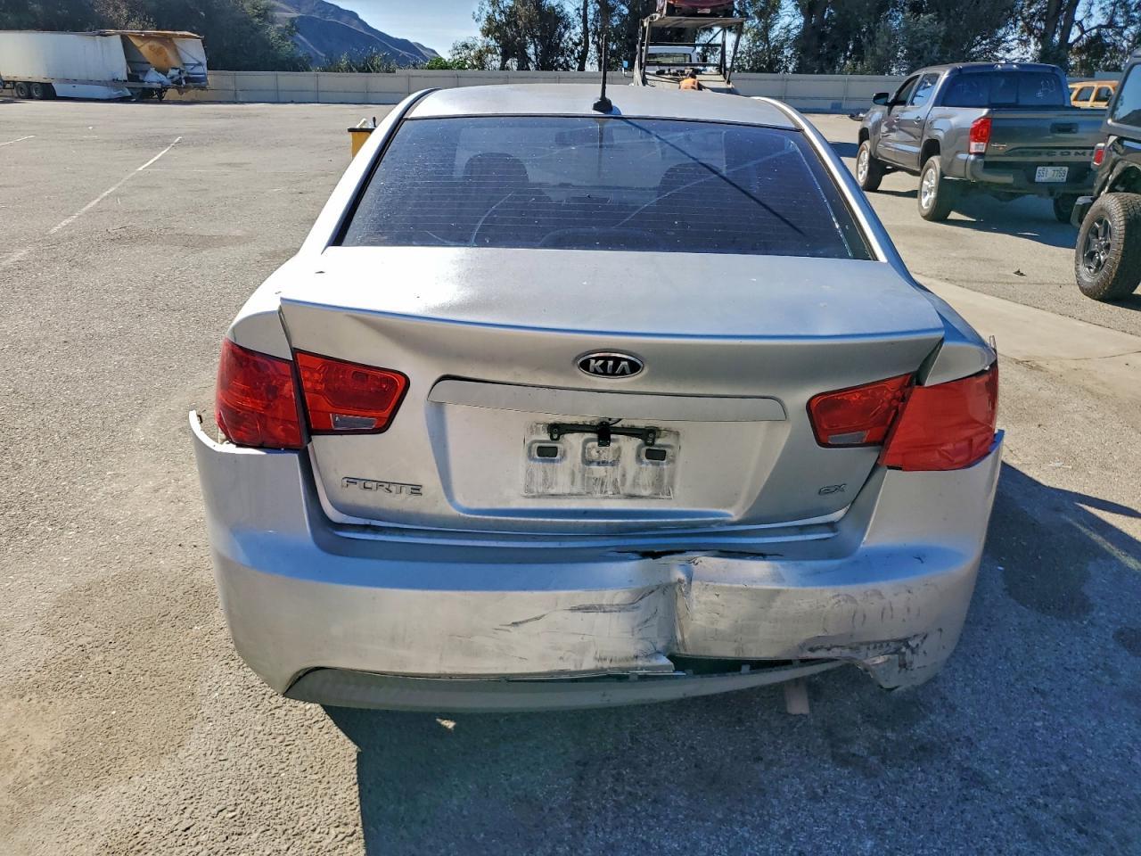 2010 KIA FORTE