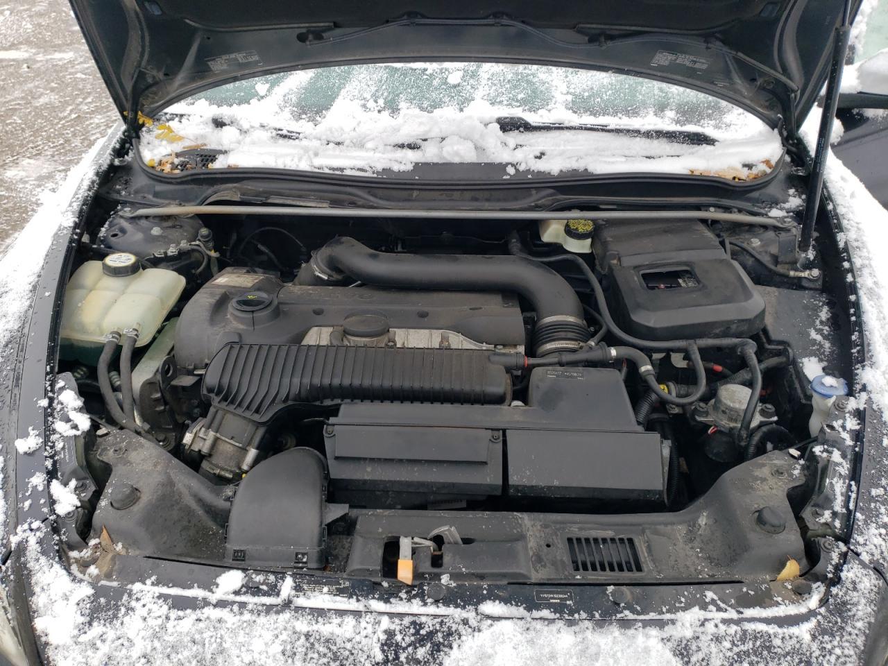2013 VOLVO C30