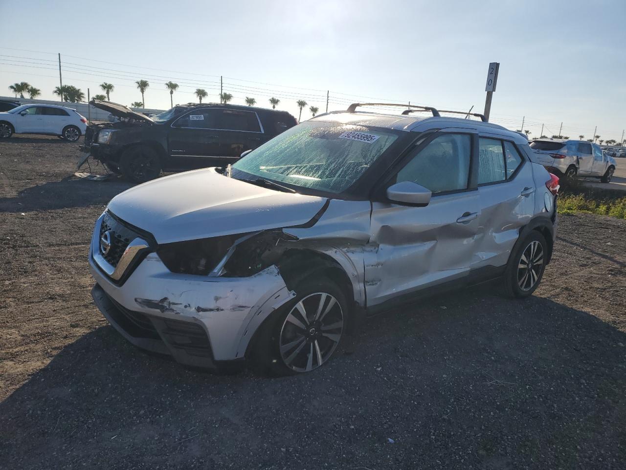 2019 NISSAN KICKS