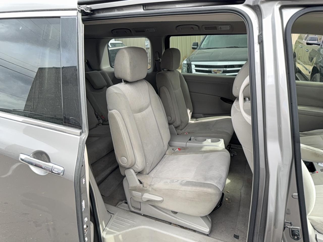2012 NISSAN Quest