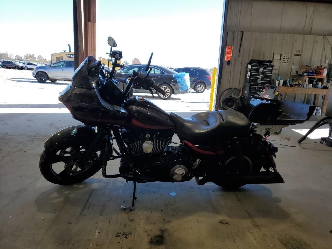 2015 HARLEY-DAVIDSON FLTRXS