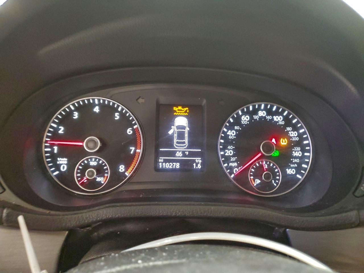 2014 VOLKSWAGEN Passat