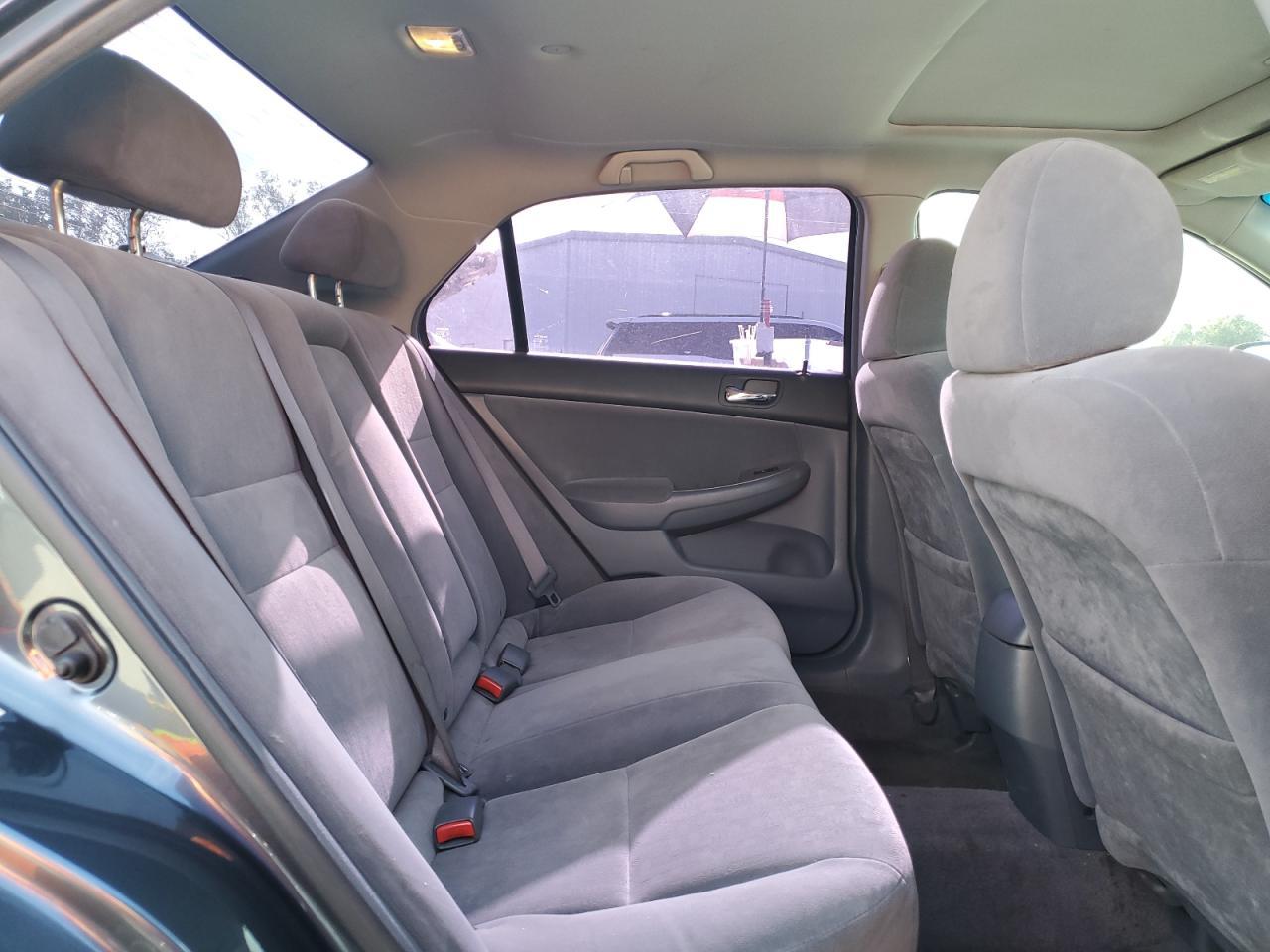 2004 HONDA ACCORD