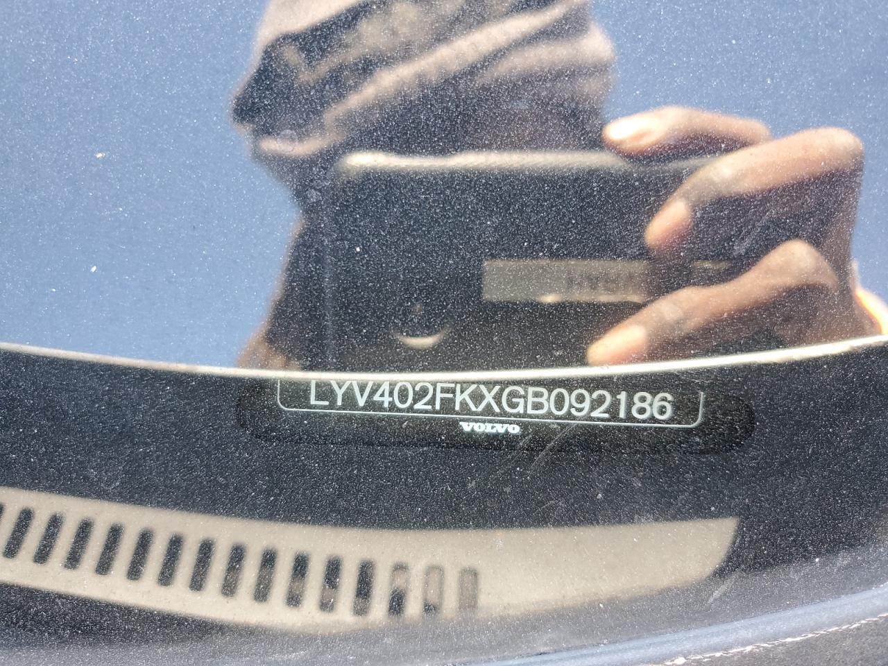 2016 VOLVO S60