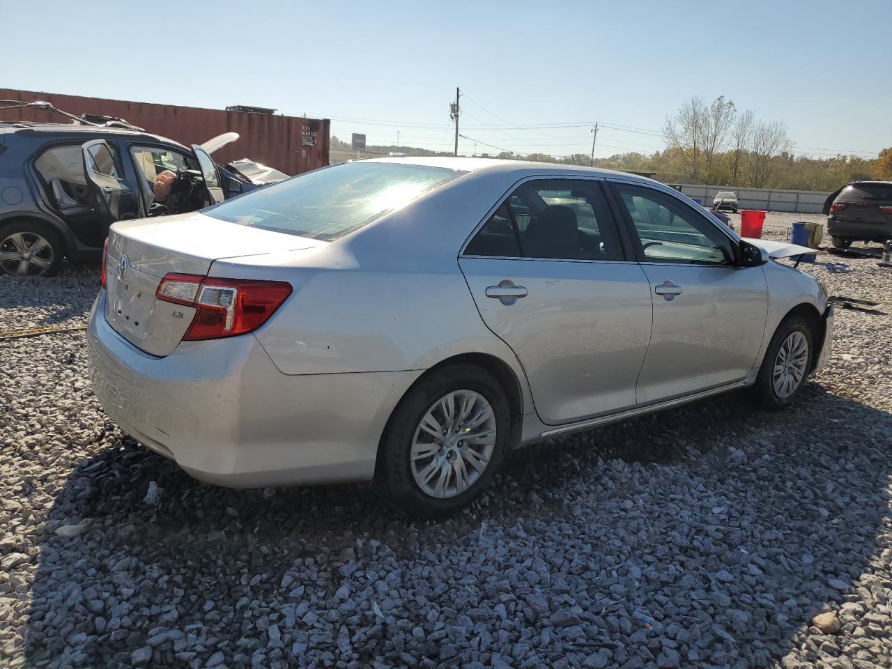2013 TOYOTA CAMRY