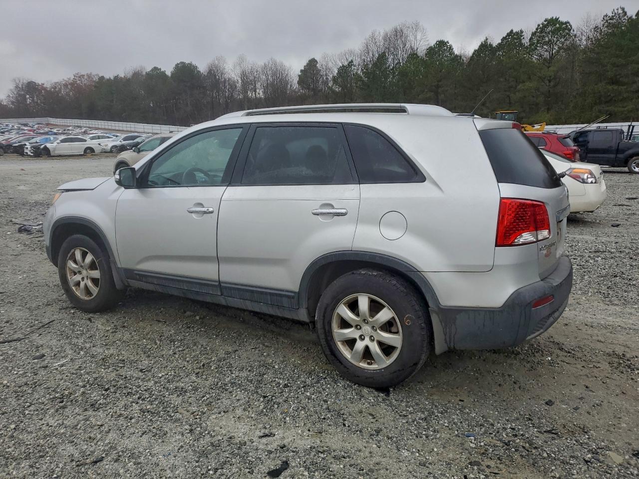 2011 KIA SORENTO