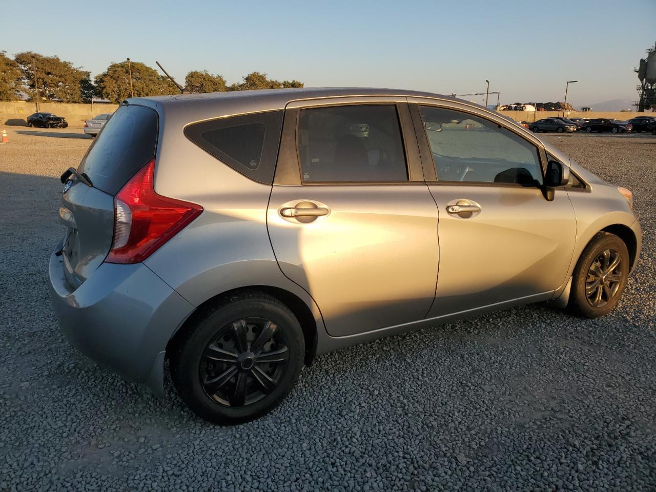 2014 NISSAN Versa Note