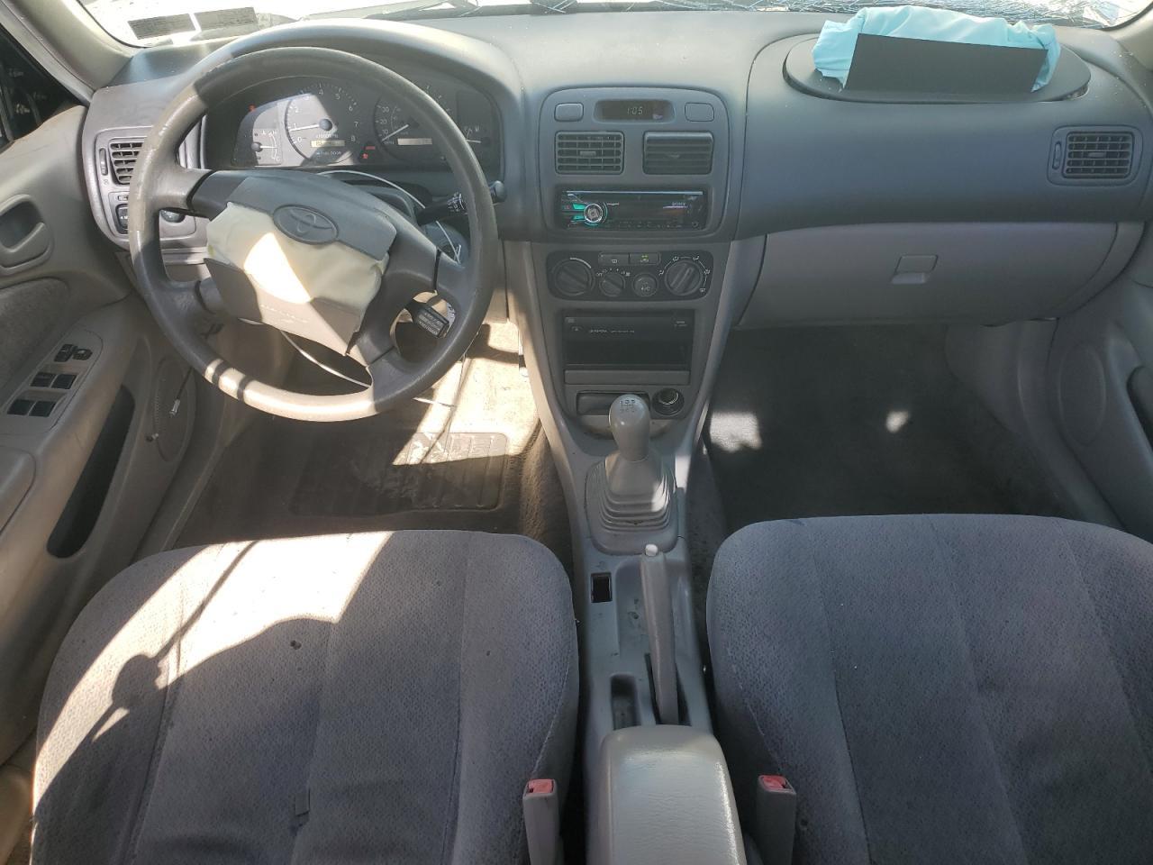 2002 TOYOTA COROLLA