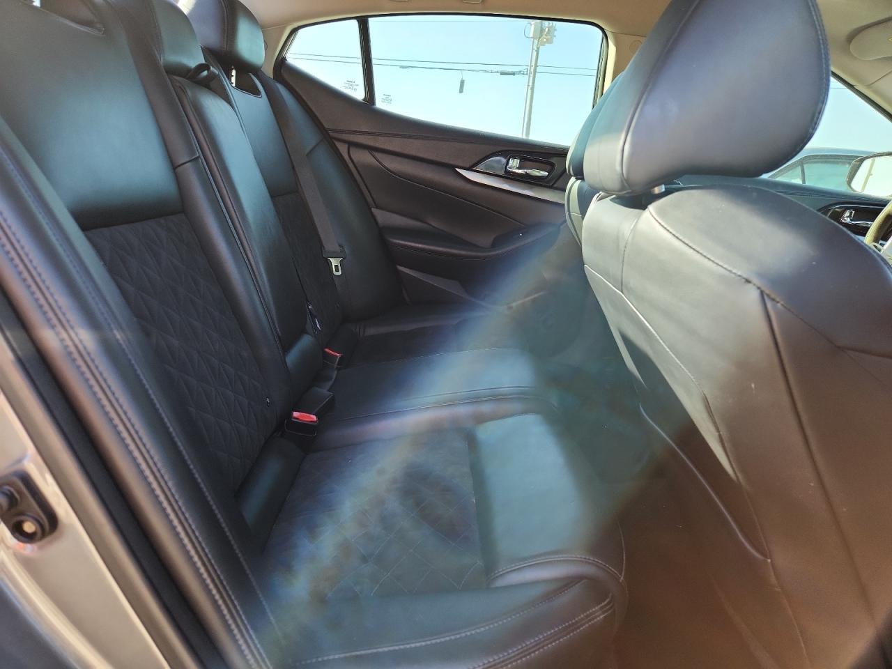 2018 NISSAN Maxima