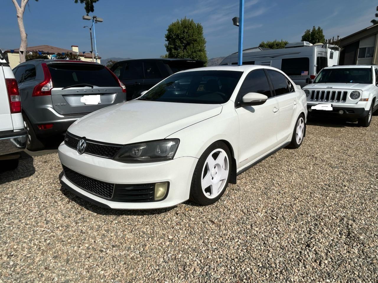2012 VOLKSWAGEN JETTA
