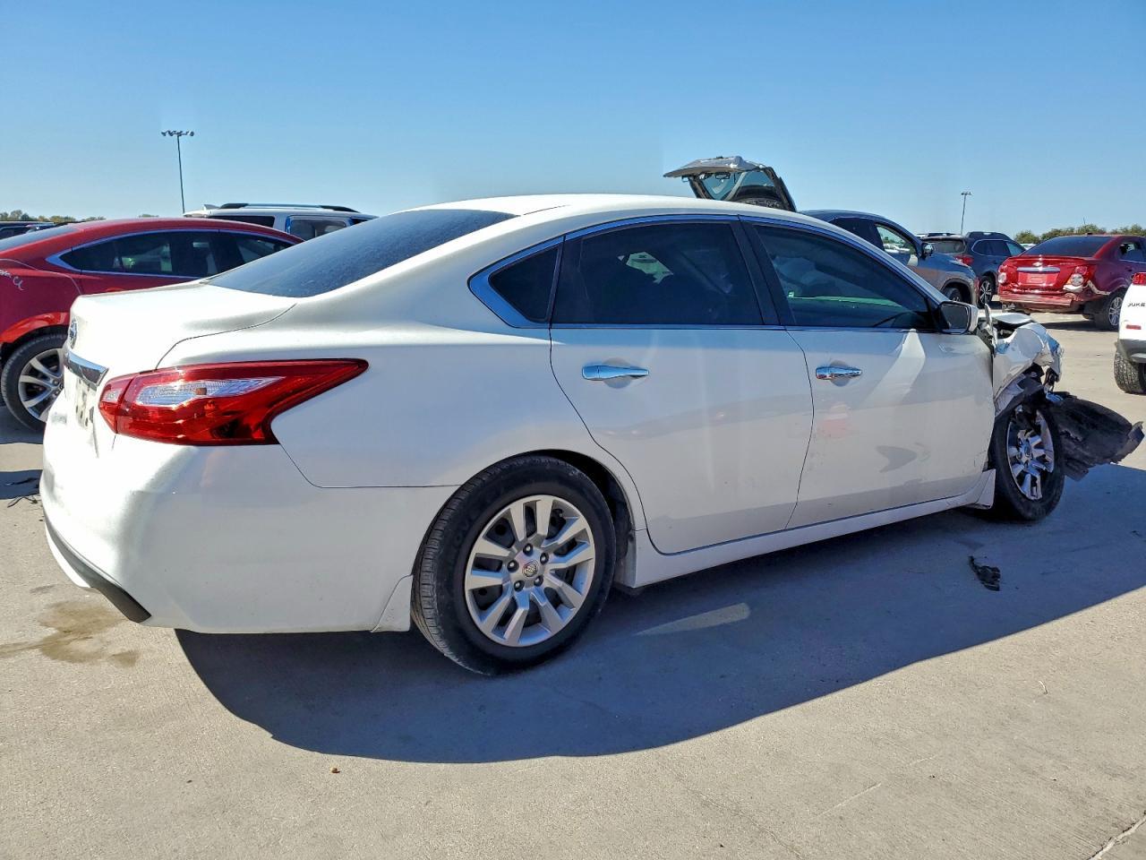 2017 NISSAN ALTIMA