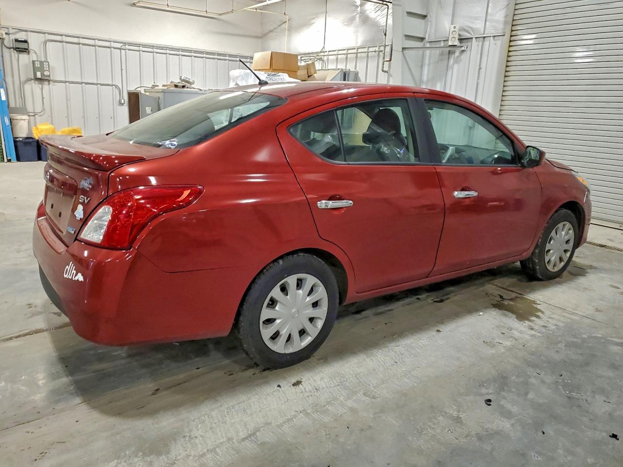 2016 NISSAN VERSA