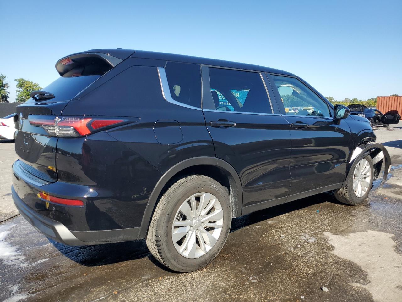 2025 MITSUBISHI outlander