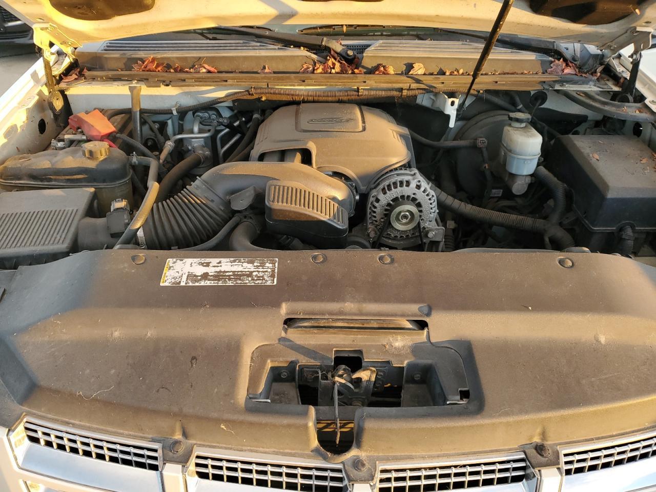 2011 CADILLAC Escalade ESV