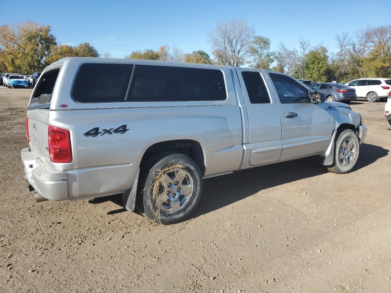 2005 DODGE Dakota
