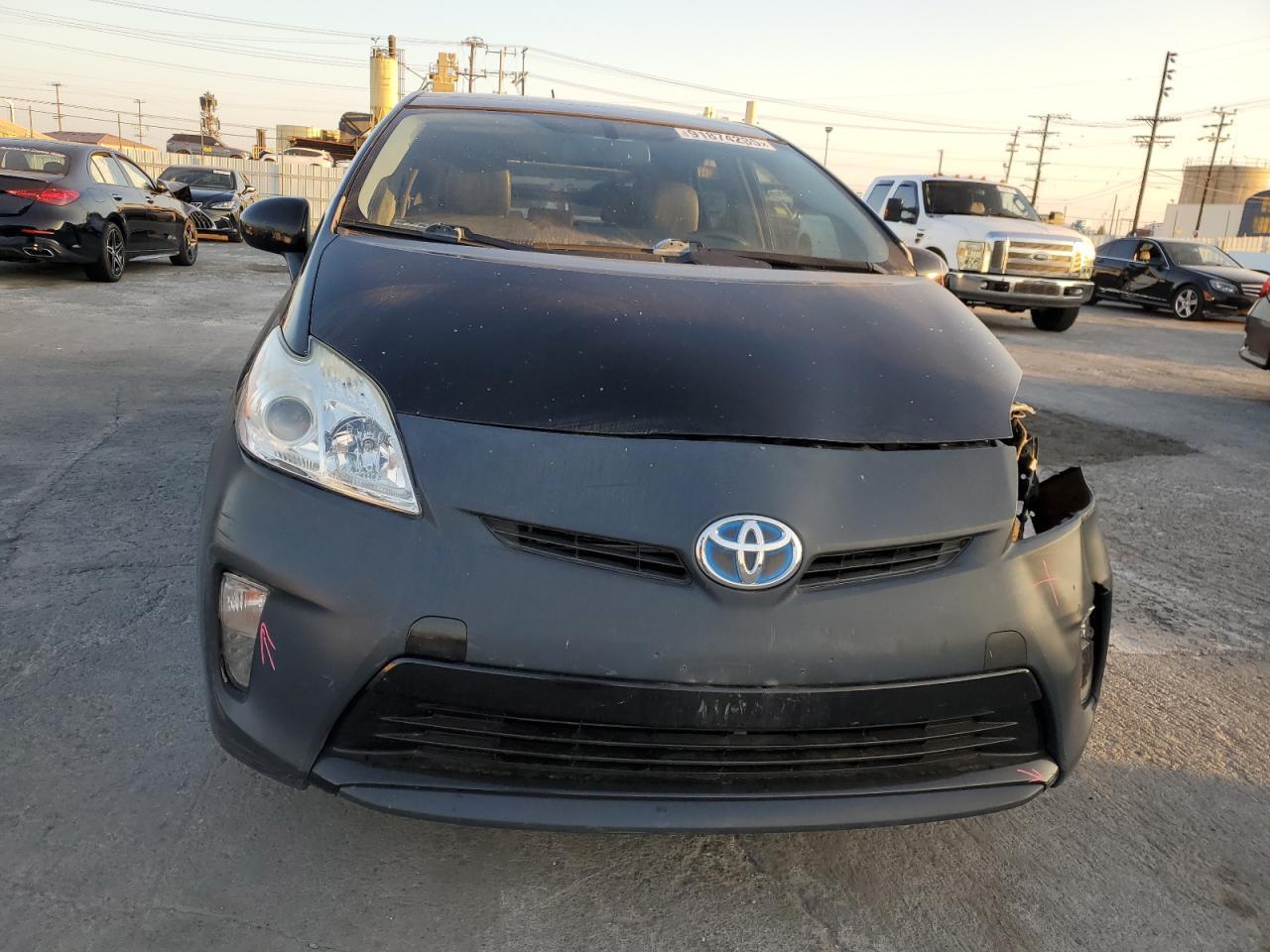 2013 TOYOTA PRIUS