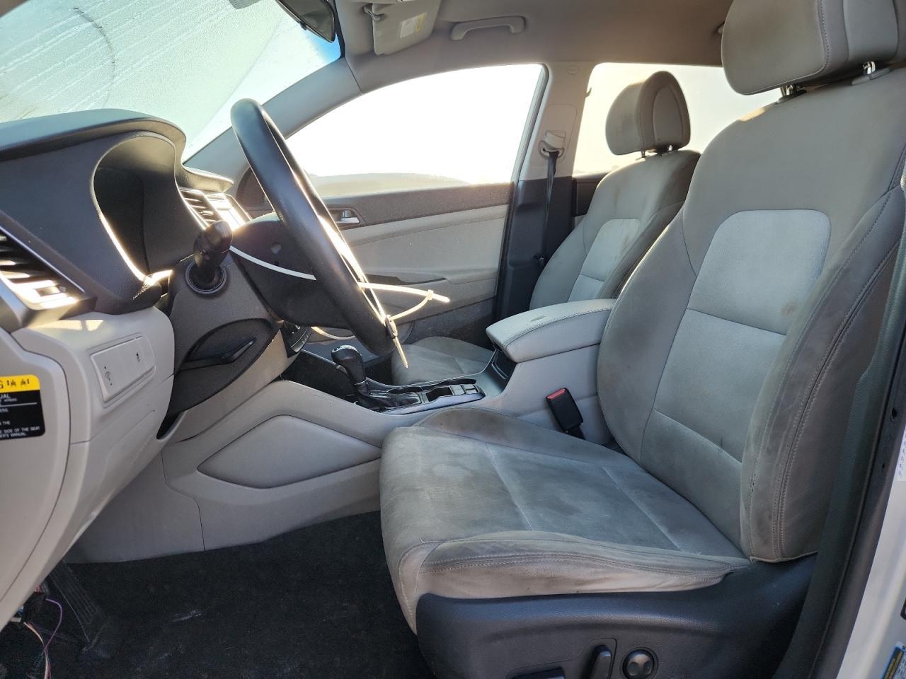 2016 HYUNDAI TUCSON
