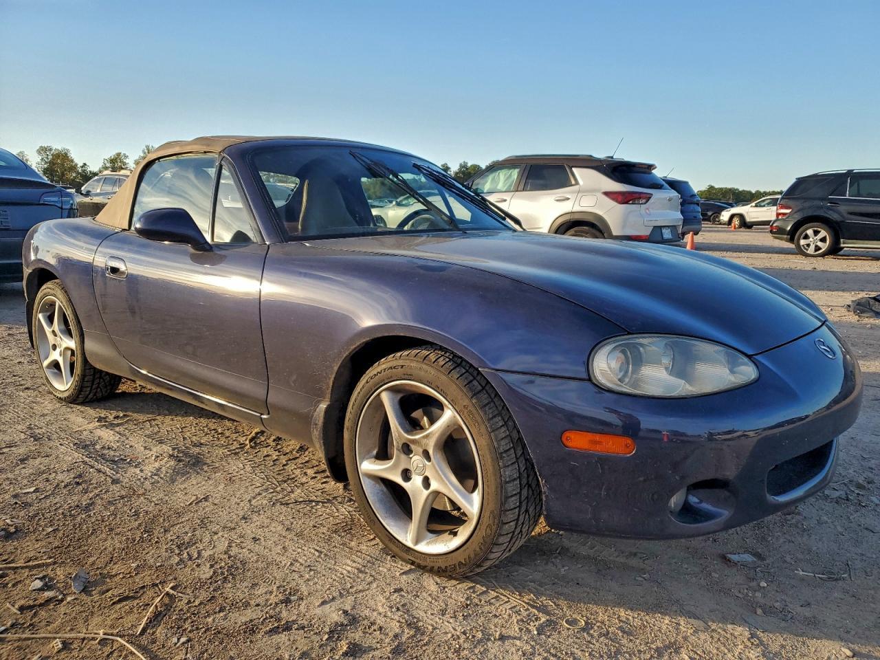 2002 MAZDA MX-5 Miata