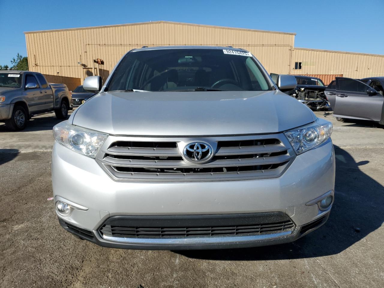 2013 TOYOTA HIGHLANDER
