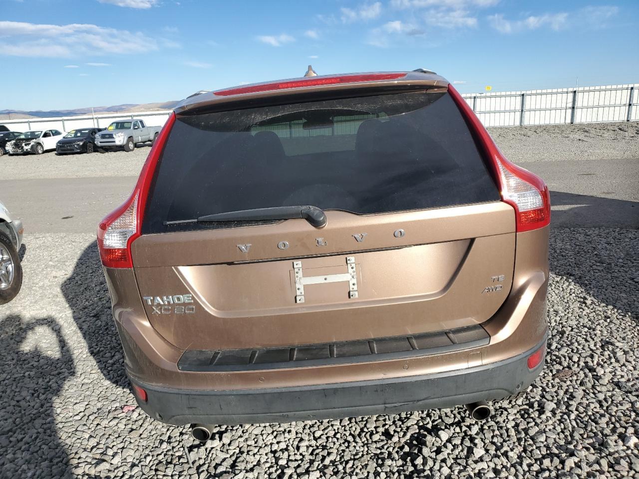 2010 VOLVO XC60