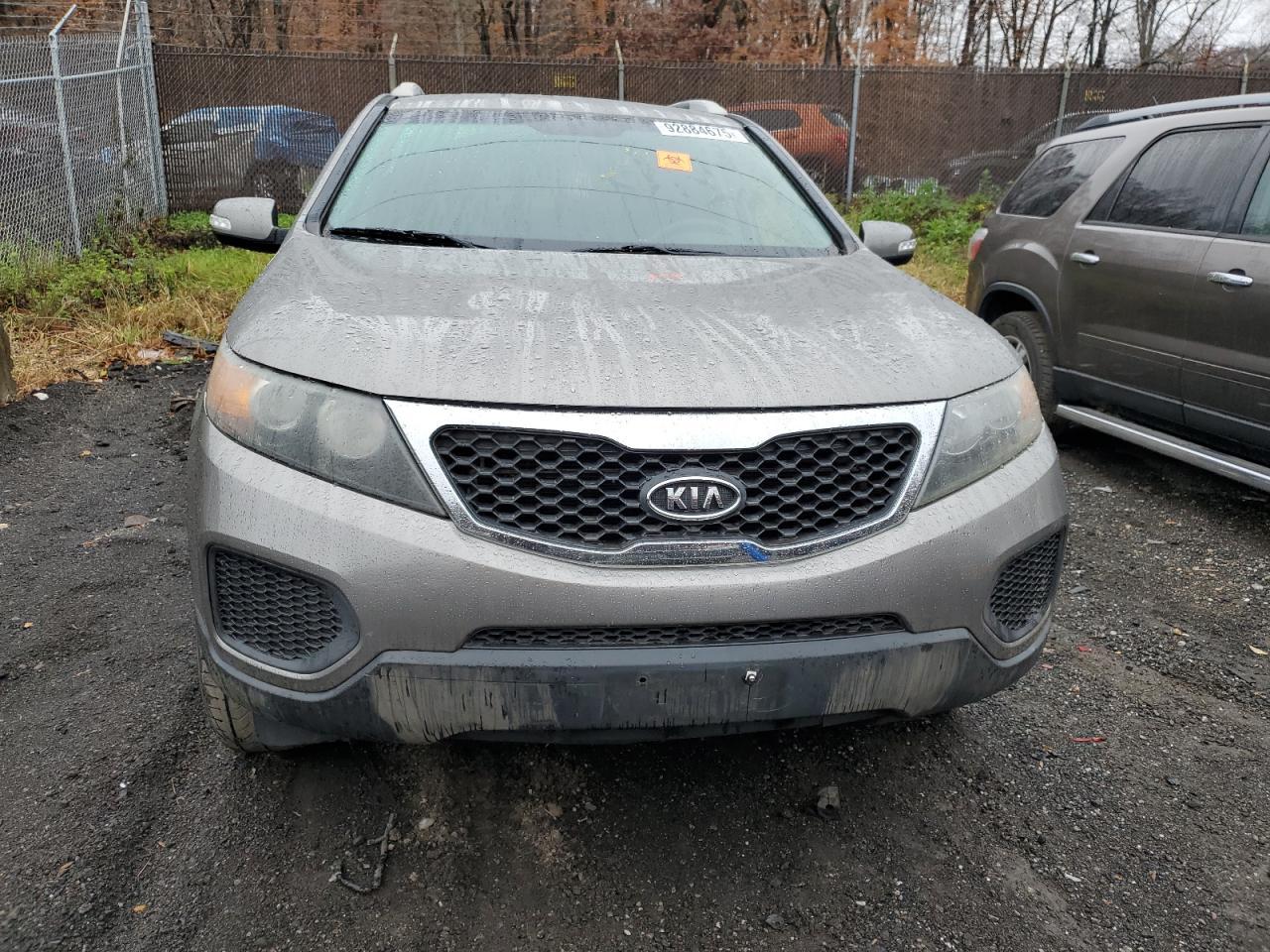 2011 KIA SORENTO