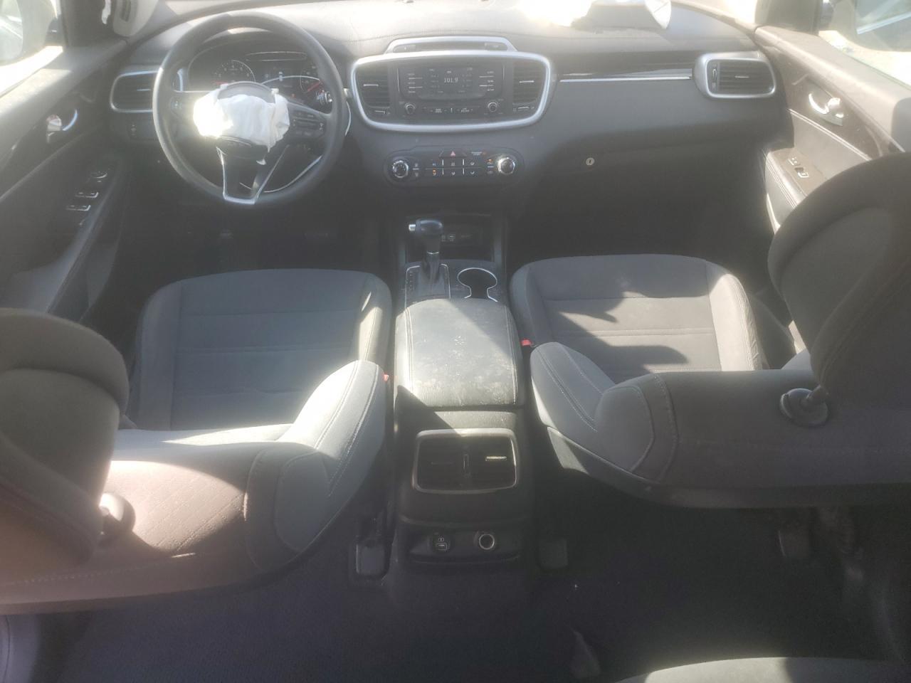 2017 KIA SORENTO