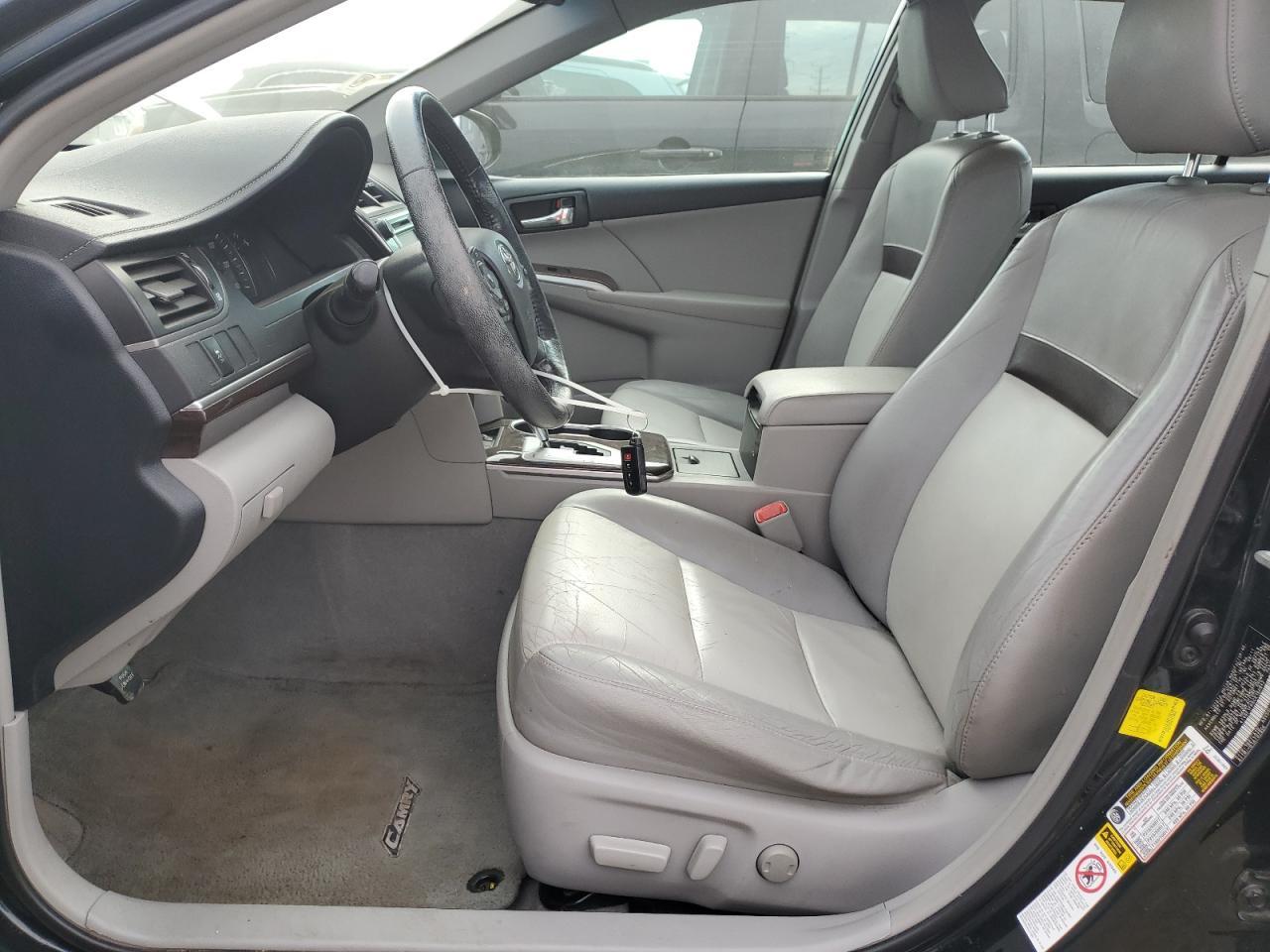2012 TOYOTA CAMRY