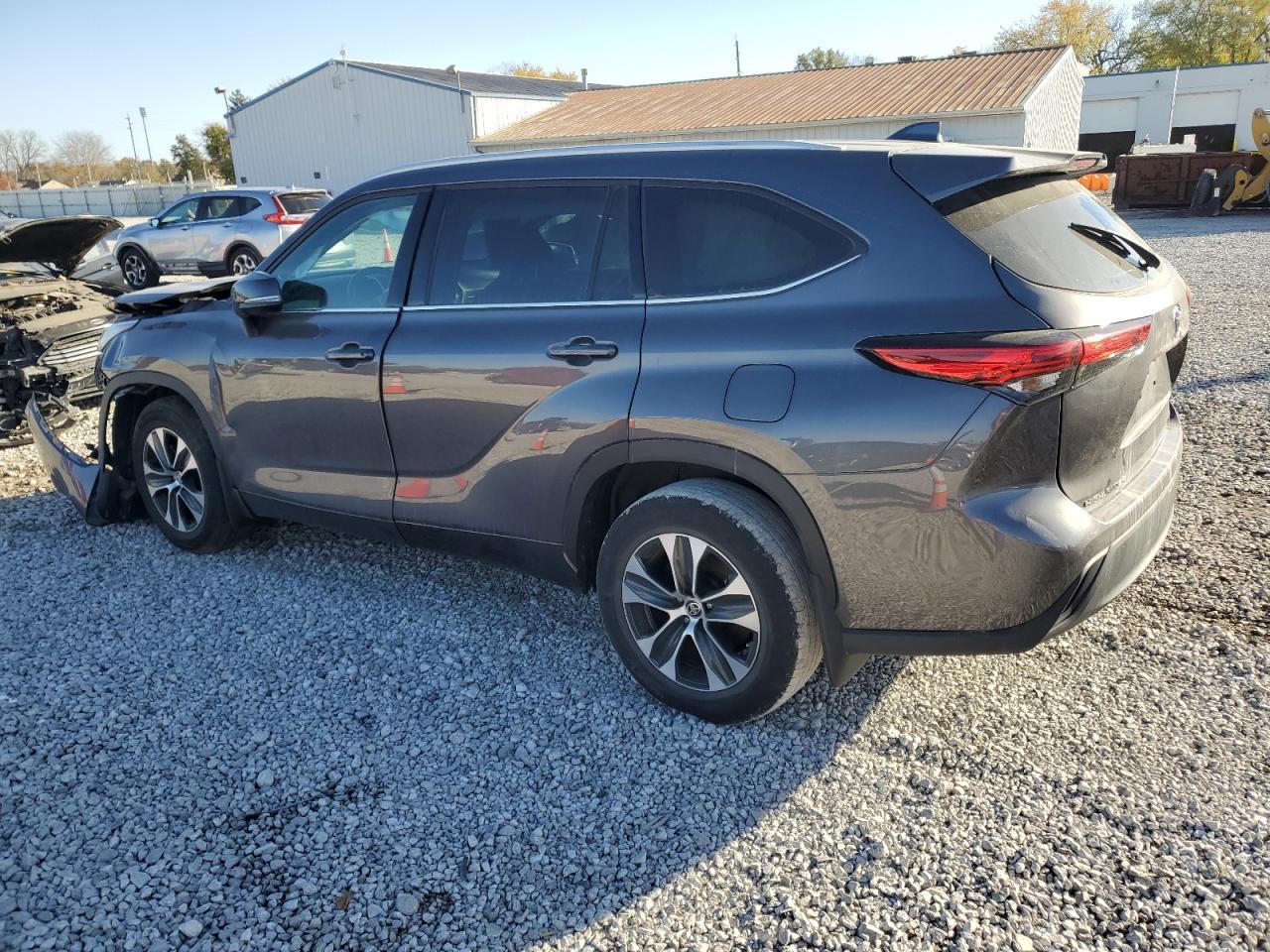 2022 TOYOTA HIGHLANDER