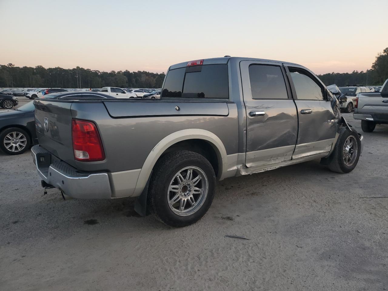 2010 DODGE RAM 1500